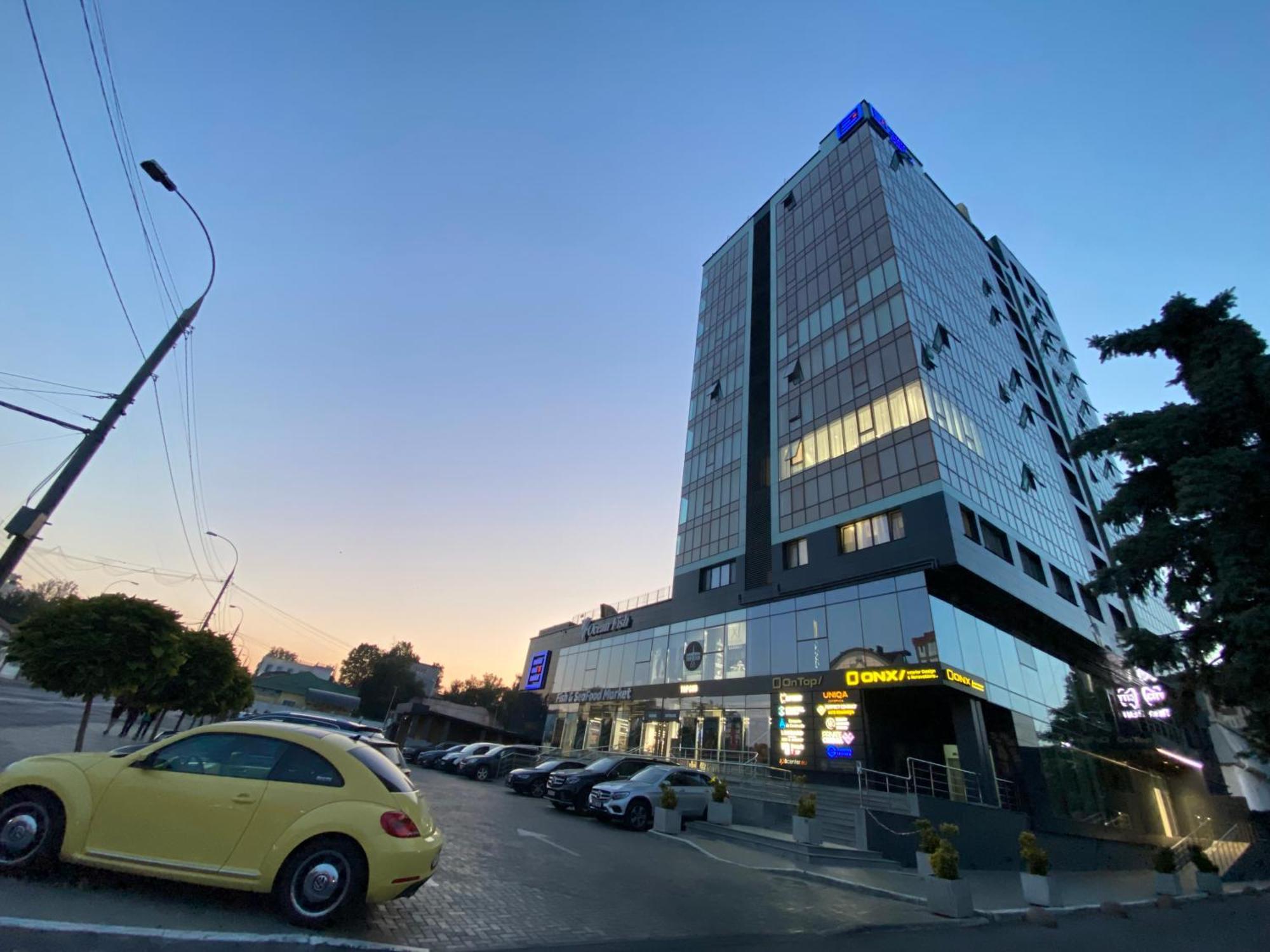 Rentnow Large And Cozy Apartment In The Center, Parking Chisinau Exterior photo