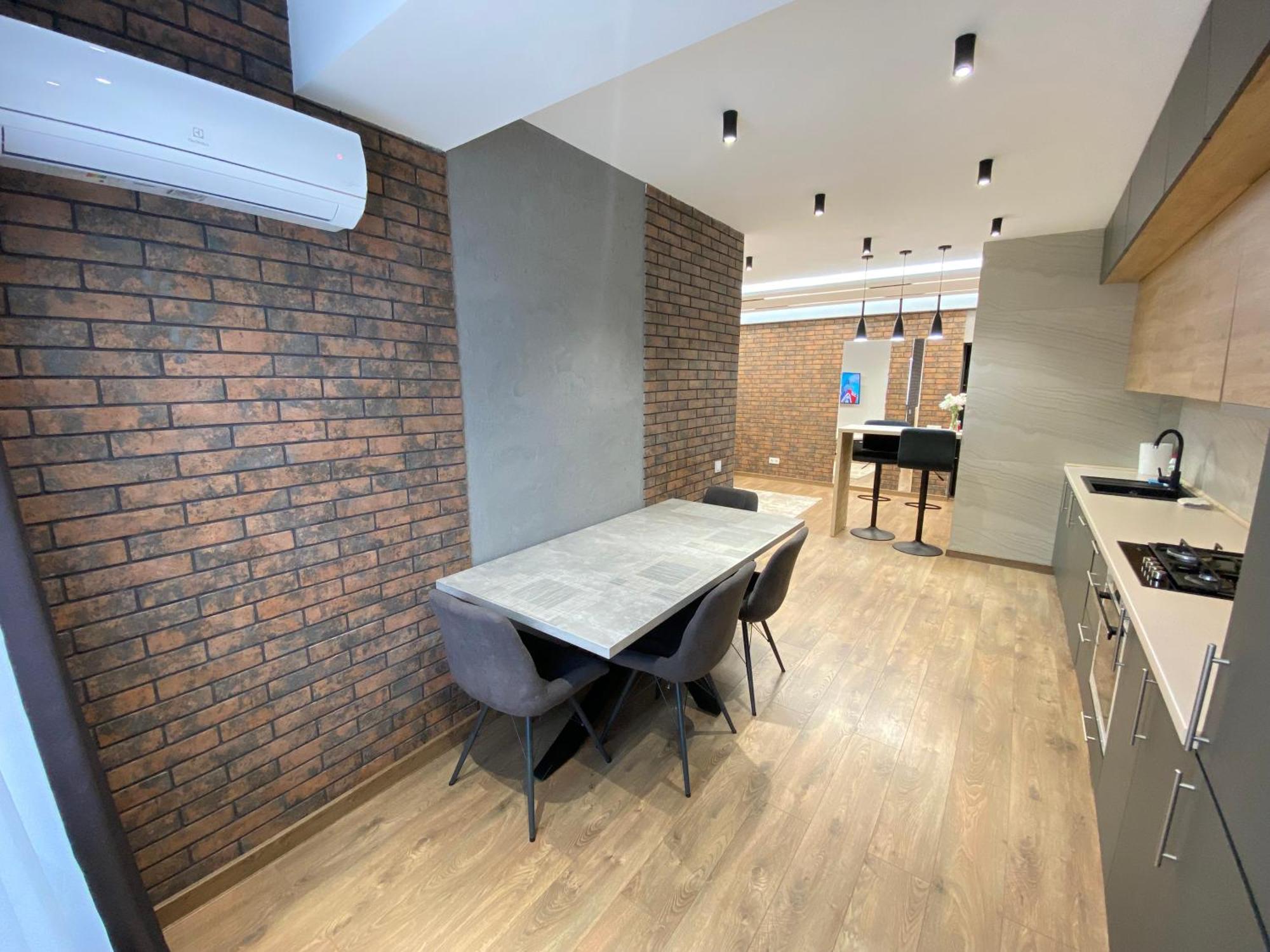 Rentnow Large And Cozy Apartment In The Center, Parking Chisinau Exterior photo