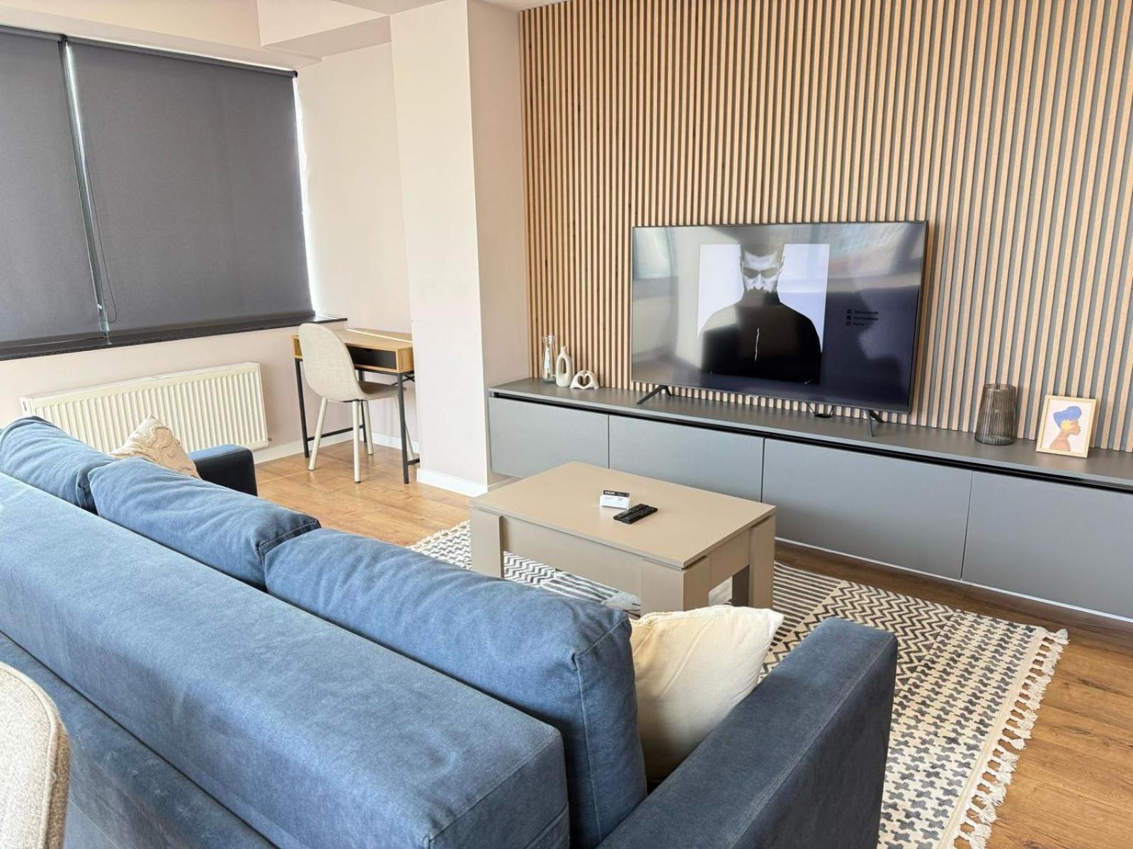 Rentnow Large And Cozy Apartment In The Center, Parking Chisinau Exterior photo